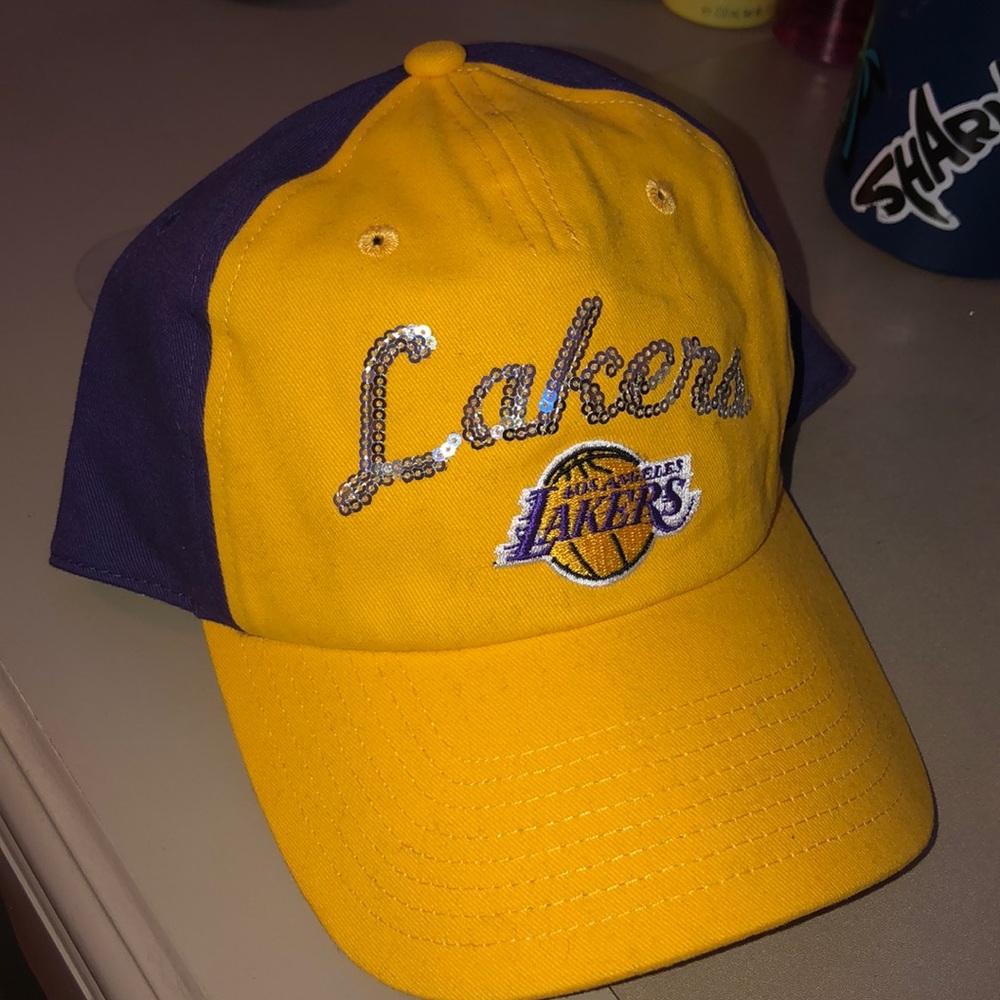 NBA Womens Lakers hat. Never Worn
